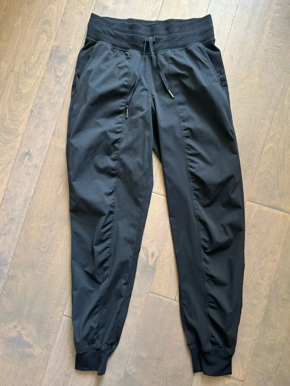 Lululemon Dance Studio Joggers *29